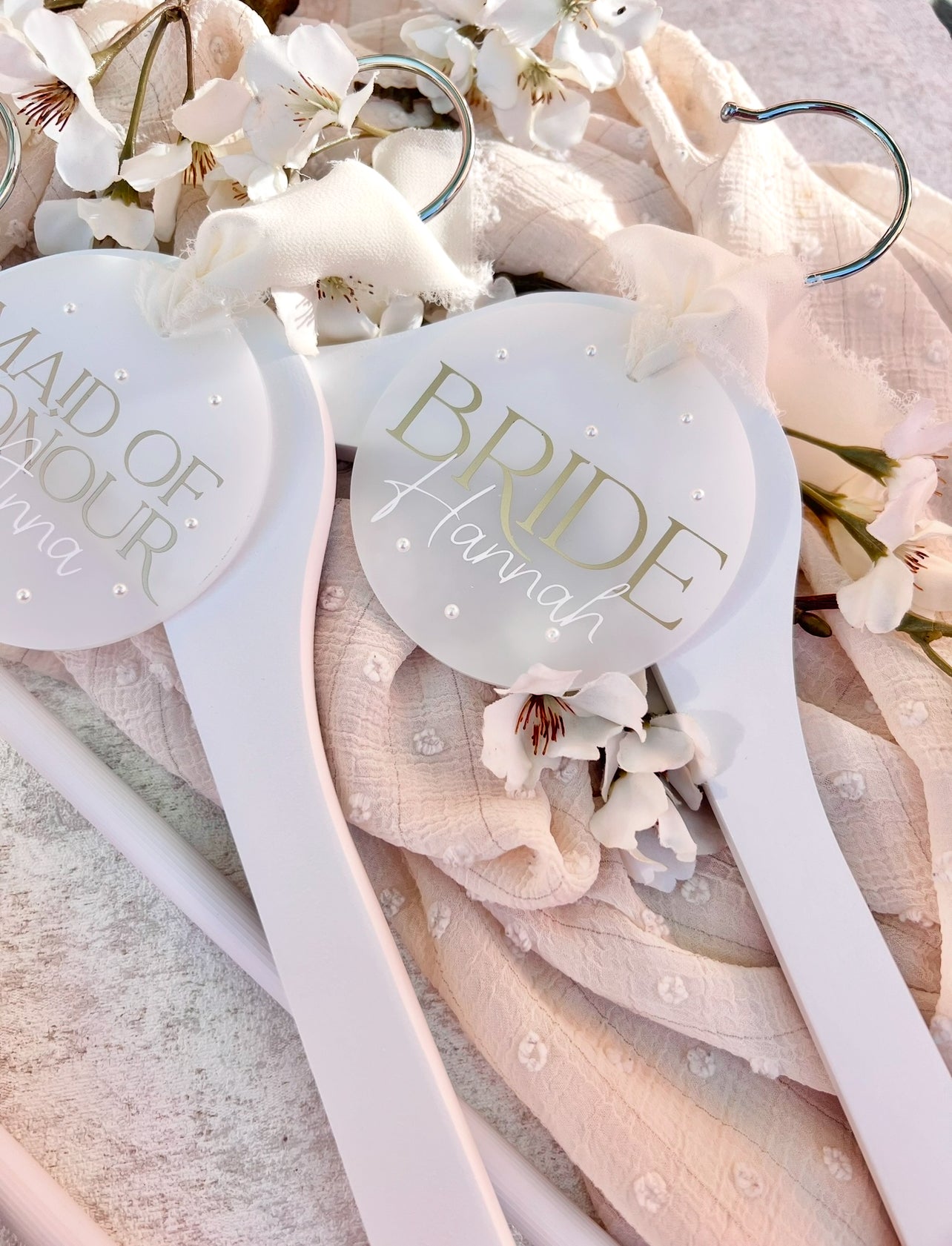 Glossy Pearl Hanger Tags