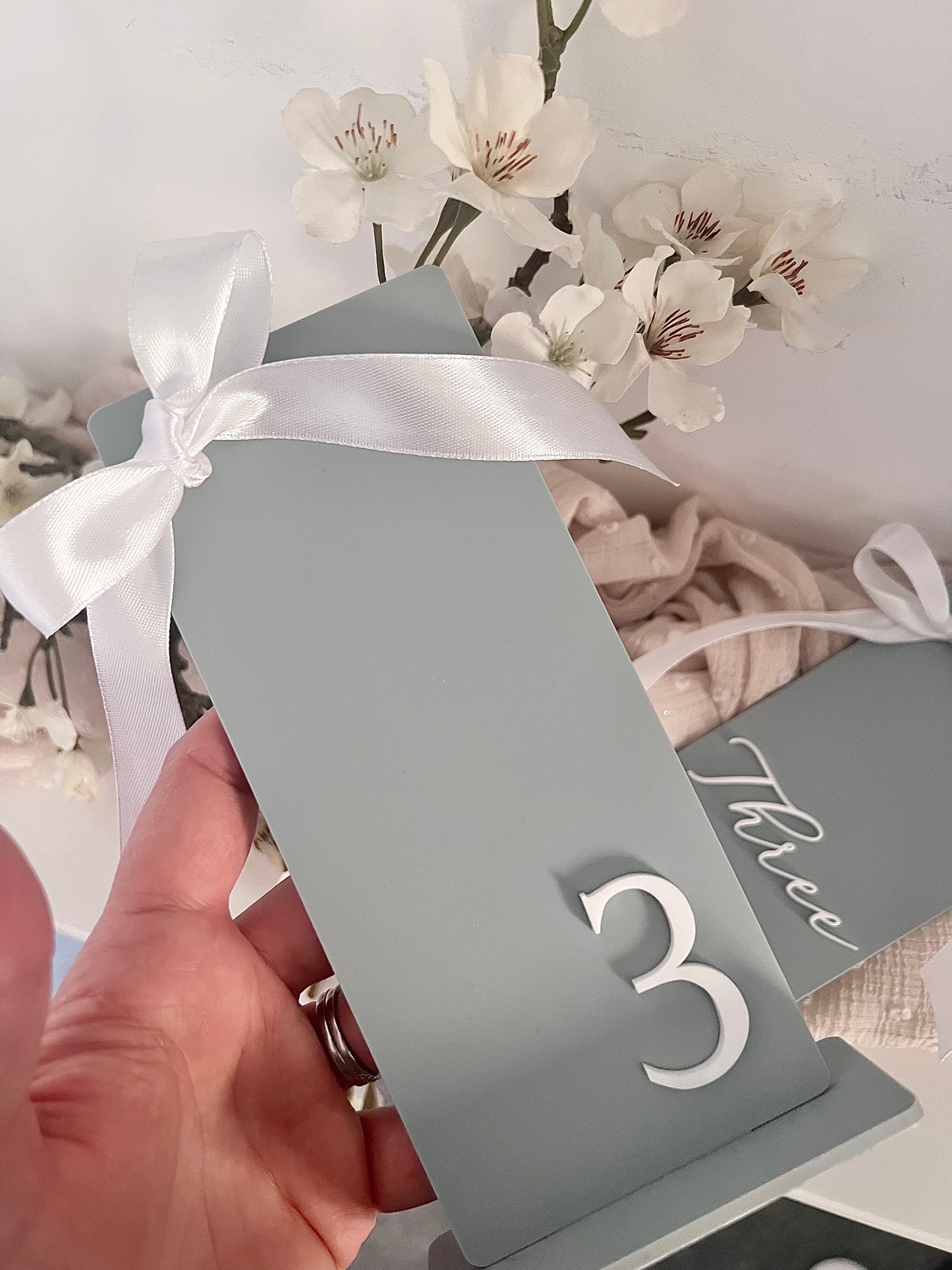 Coloured Bow Table Numbers