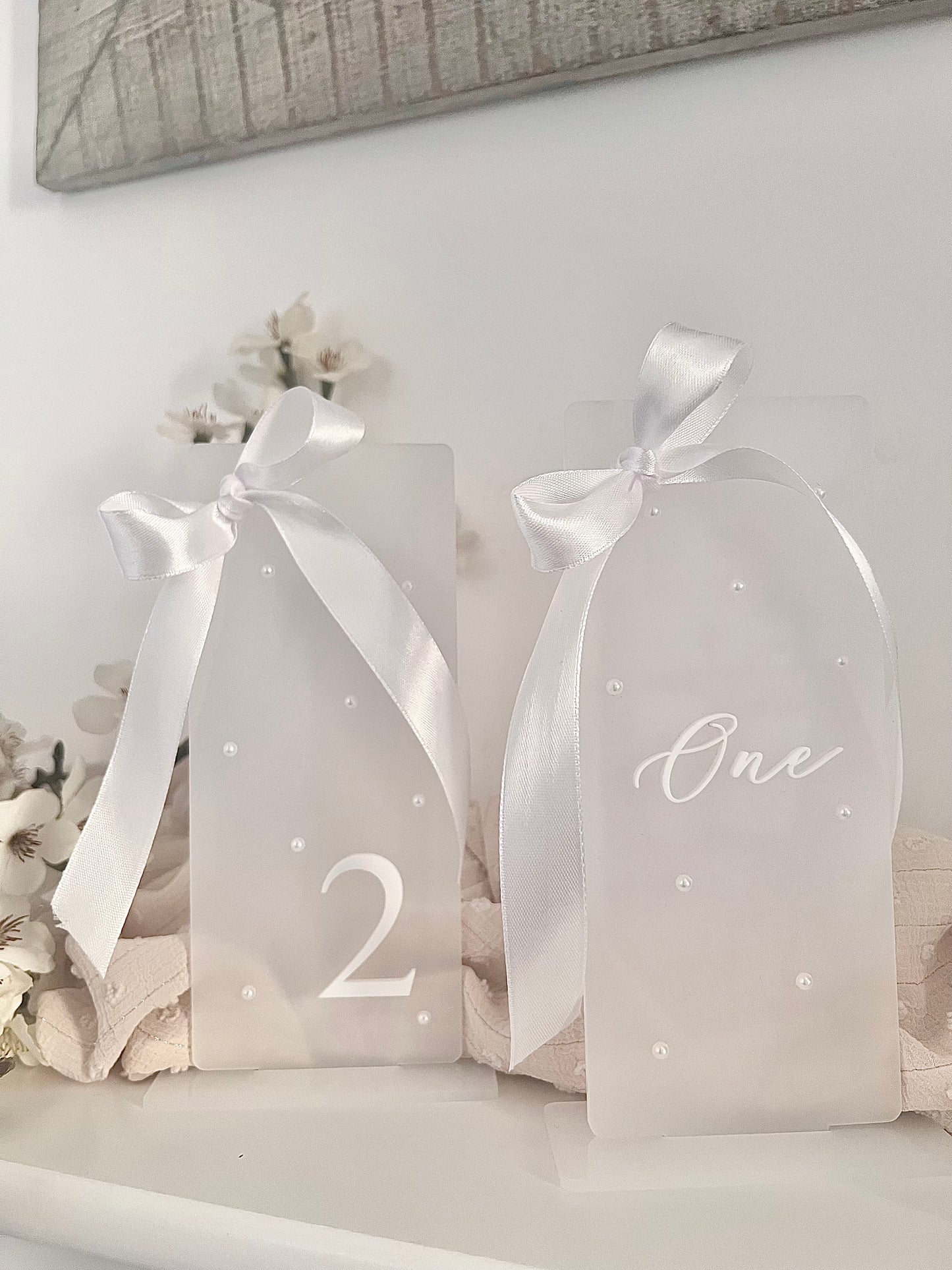Glossy & Pearl Bow Table Numbers