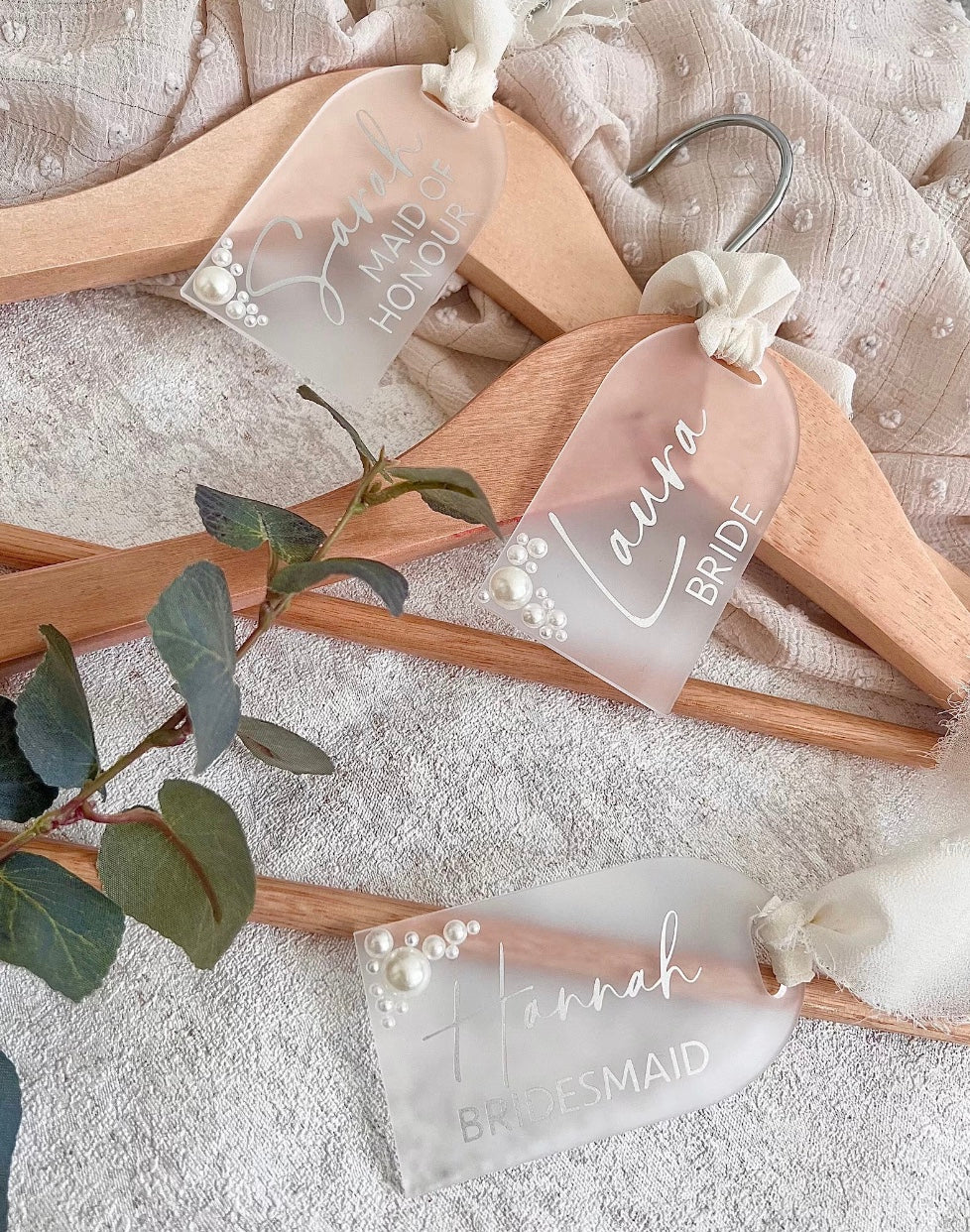 Frosted & Pearl Hanger Tags