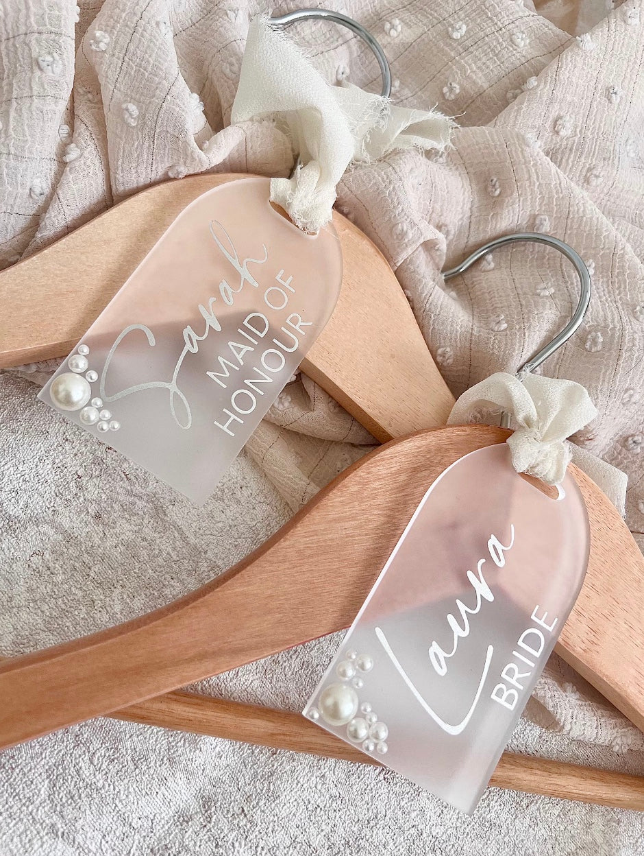 Frosted & Pearl Hanger Tags
