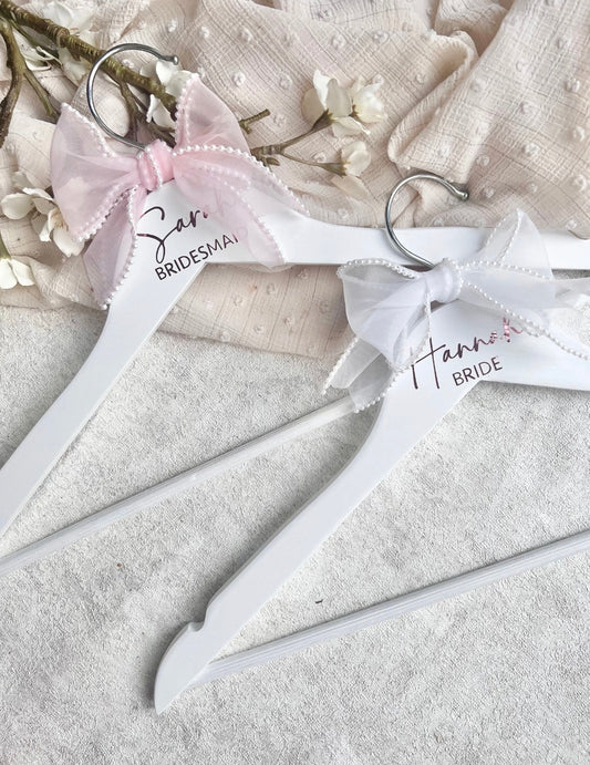 Pearl Ribbon Hangers
