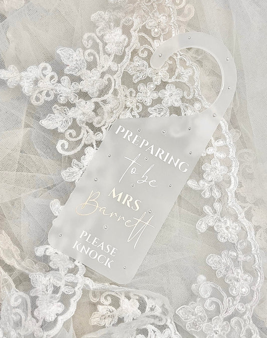 Glossy & Pearl Door Hanger