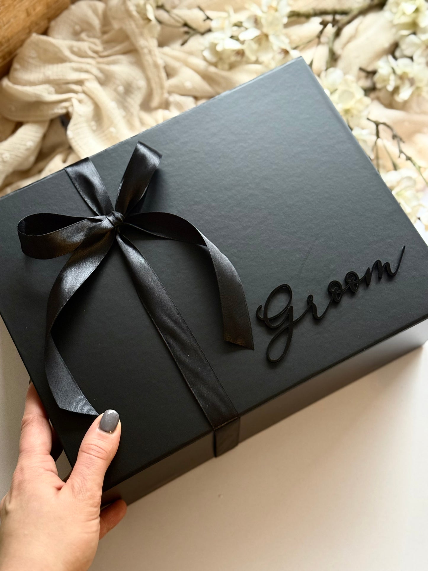 Personalised Groom's Gift Box - Acrylic Heading