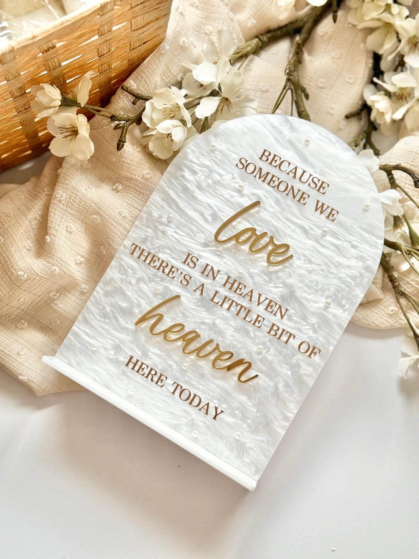 White Pearl - Memorial Sign