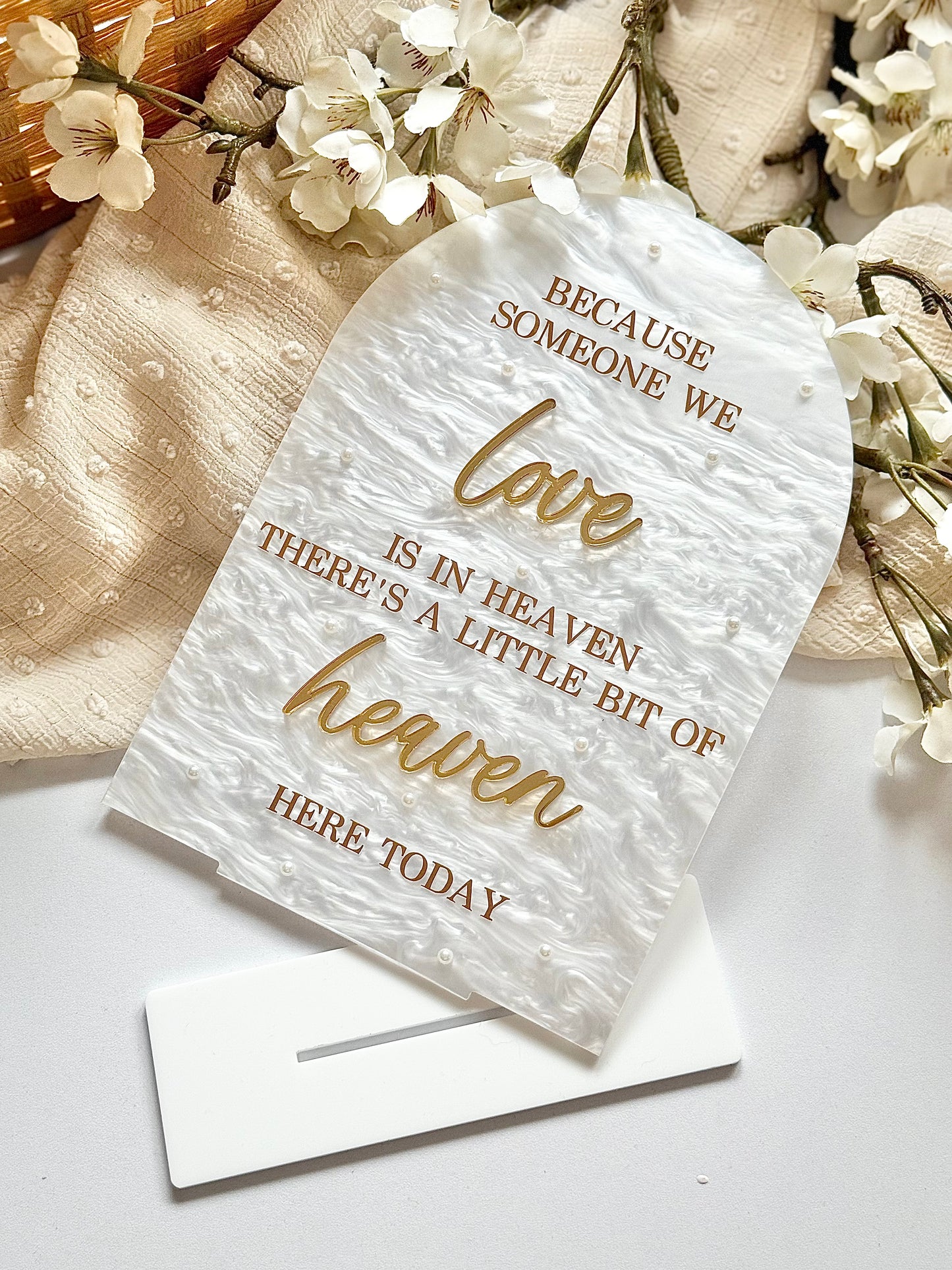 White Pearl - Memorial Sign