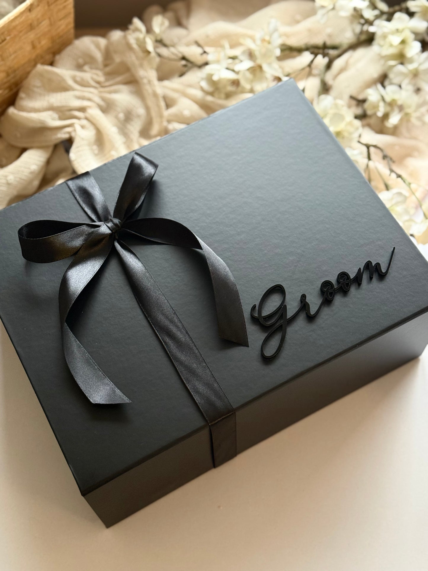 Personalised Groom's Gift Box - Acrylic Heading