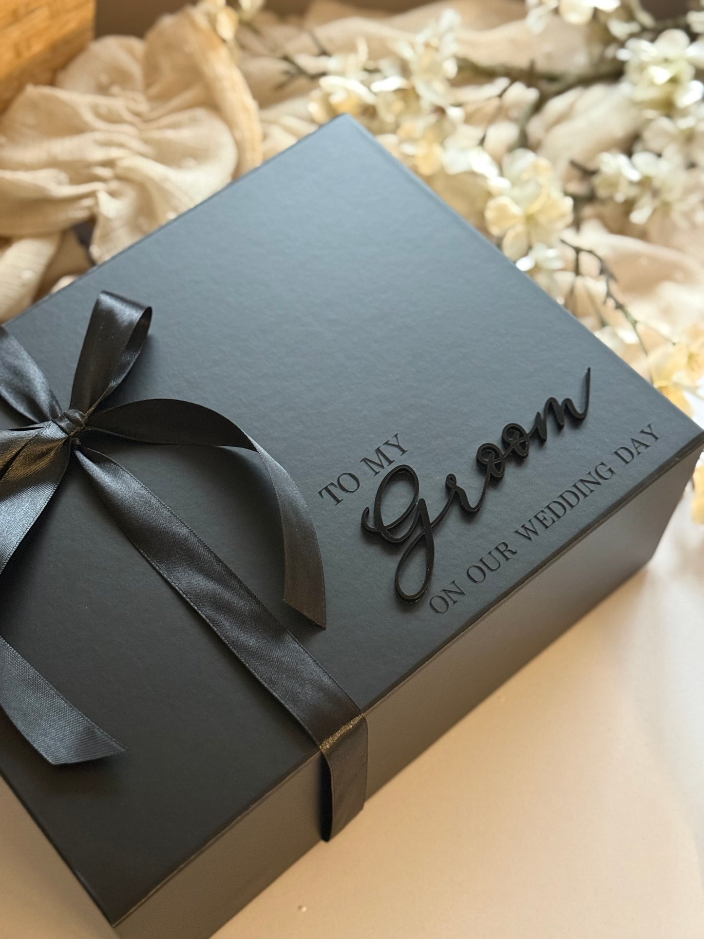 Personalised Groom's Gift Box - Acrylic Heading